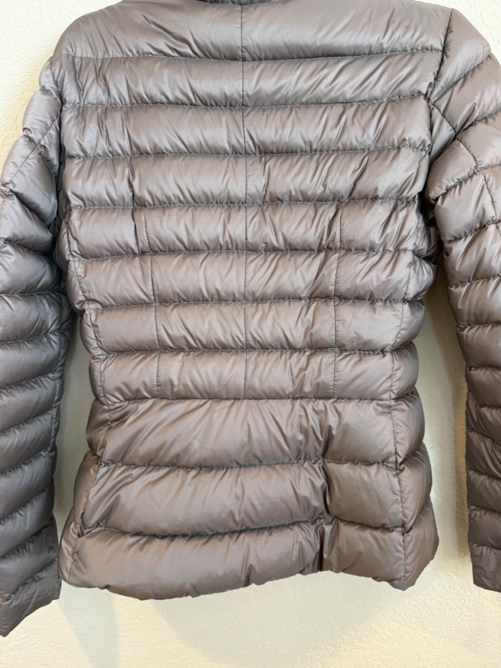 Add down jacket - Picture 2 of 4